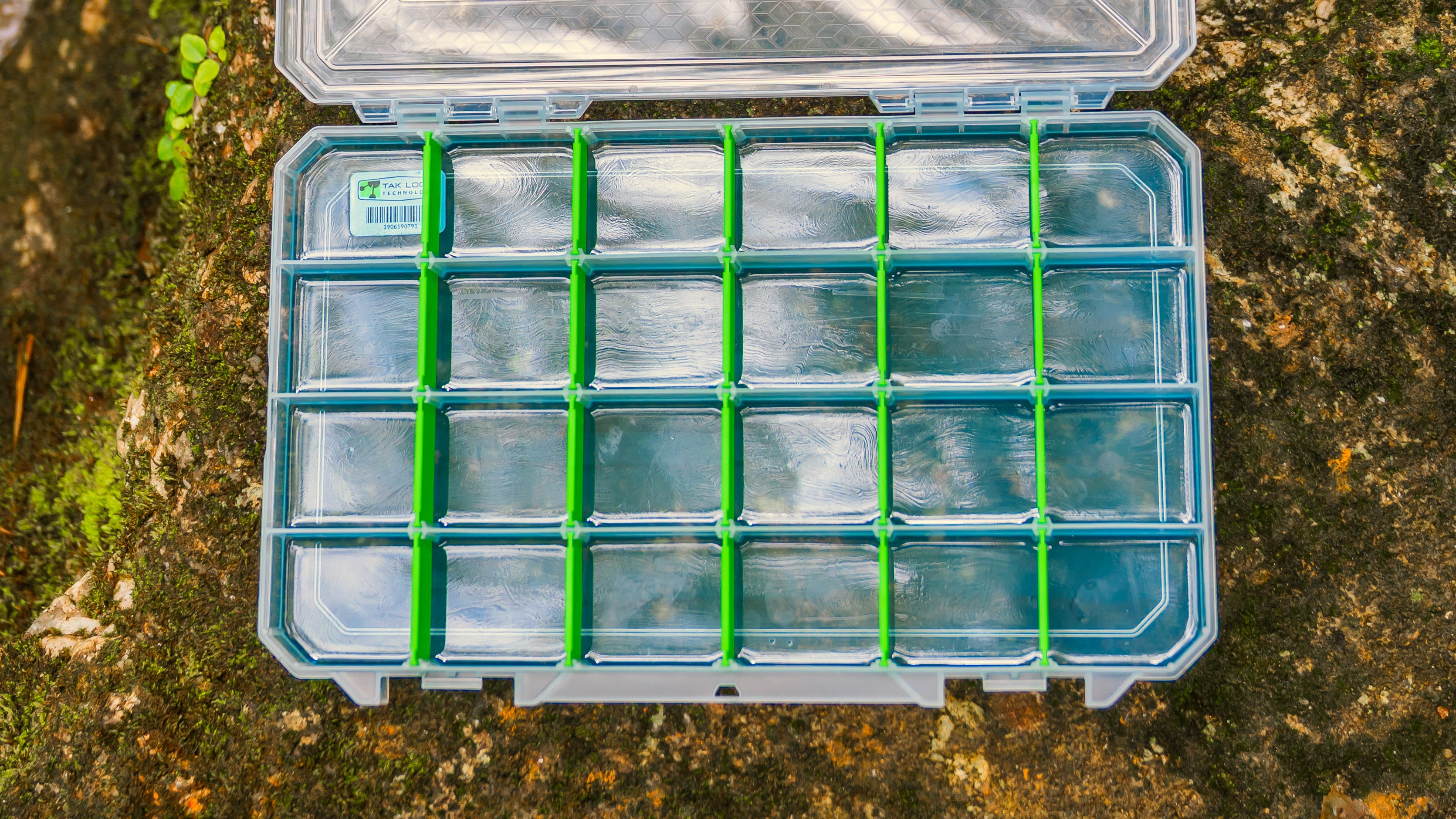 Lure Lock Box Clear/Green TakLogic Ocean Blue Tacklebox